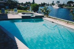 added spa to swimming pool